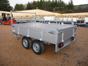 BW Plateau multi-usage 253 x 150 double essieux ridelles de 35 cm PTAC 750  kg
