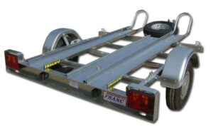 Porte moto Franc avec rampe et roues de secours