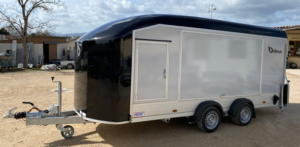 Porte voiture carossee de la marque Debon gamme roadster noir et gris