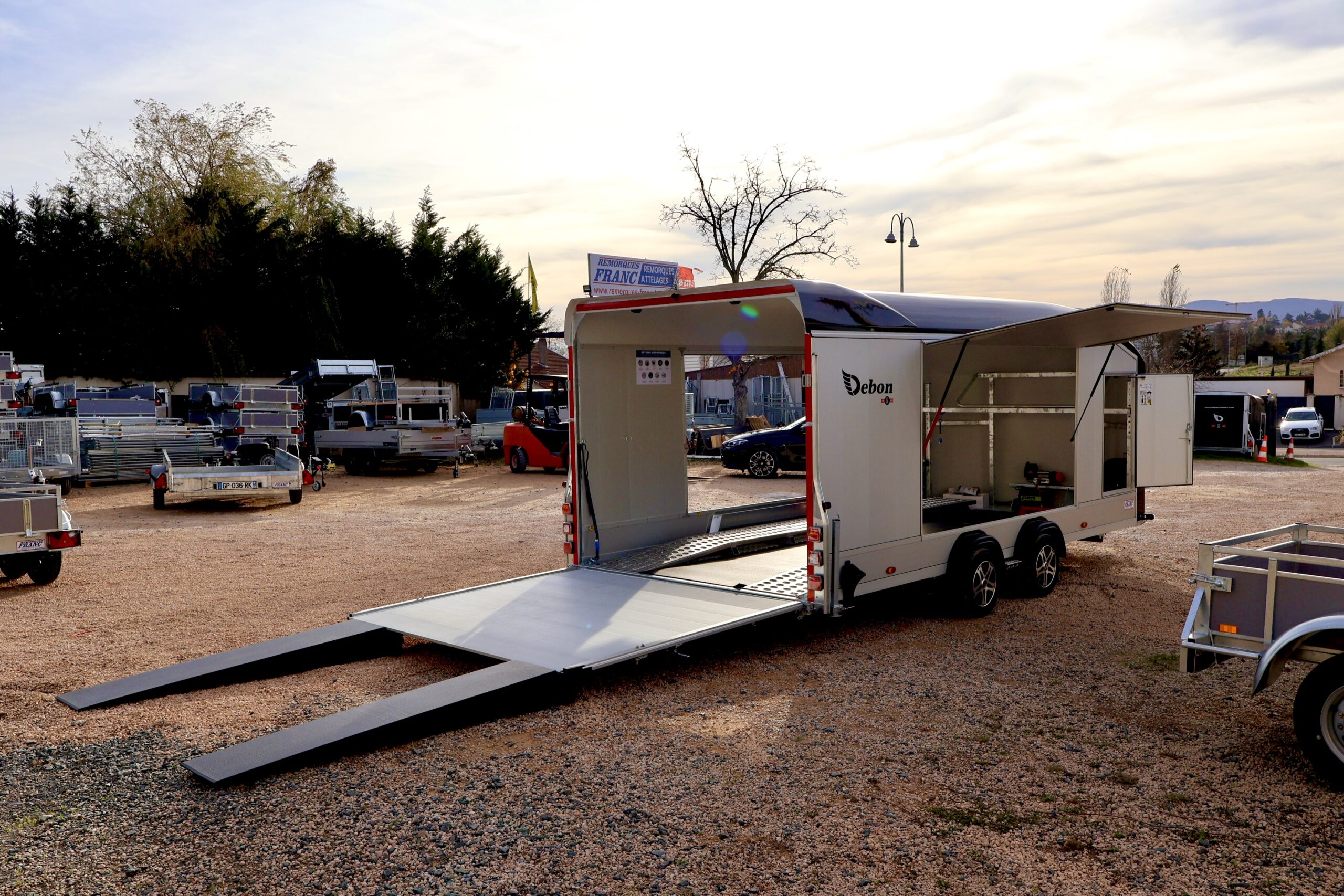 C 2000 race rampes Debon C2000 gris avec race rampes