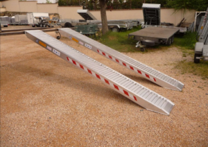 Rampes en aluminium par 3.50m avec une charge maxi de 5220Kg