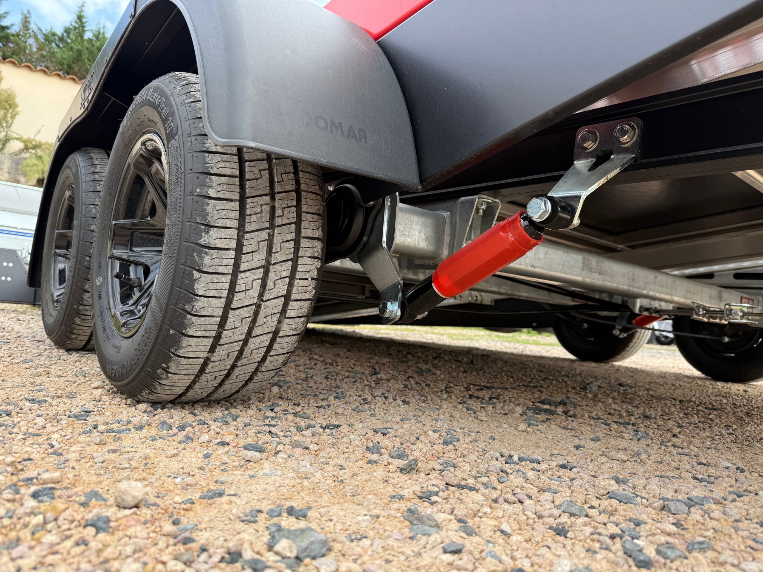 Lorries PLAXX-4520 Lorries PLAXX-4520-rouge plateau basculant + rampes-vu-dessous