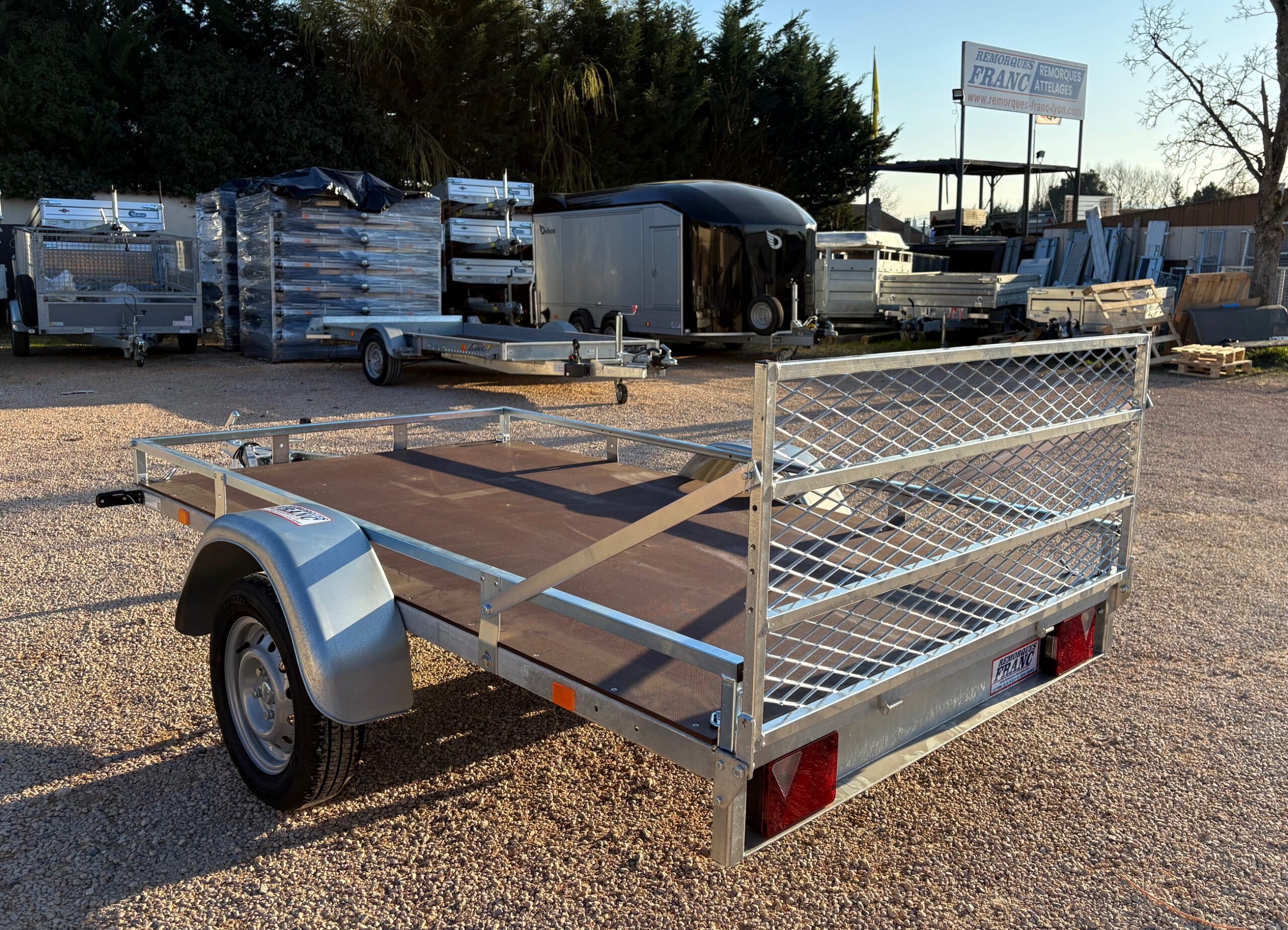 Remorque plateau PLC 251 erde PLC 251
