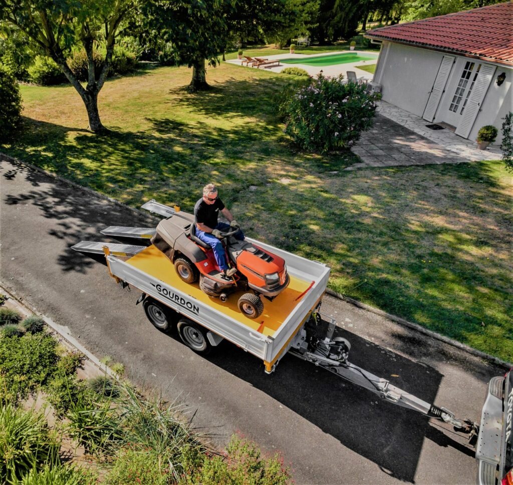 Transport d’une tondeuse autoportée