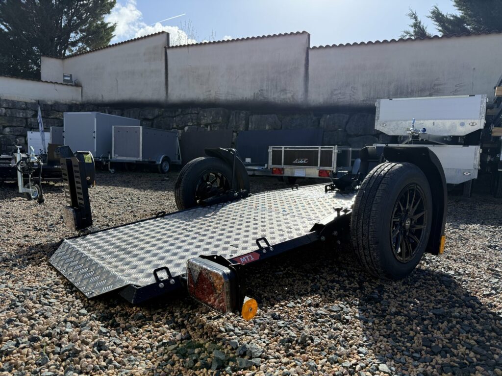 Lorries MT1 avec option jantes alu – Remorques Franc Lyon