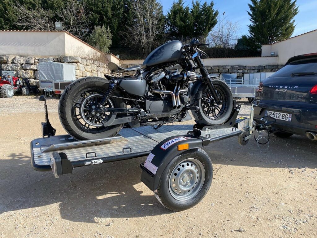 Lorries MT1 – Harley-Davidson chargée – Remorques Franc Lyon