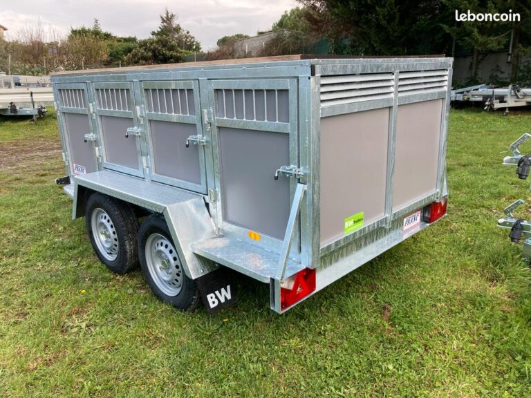 8 chiens en 1 500 kg, double essieu AL-KO