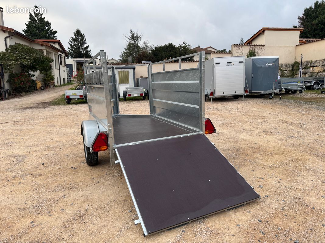 Bétaillère Lider Granada avec rampe de chargement