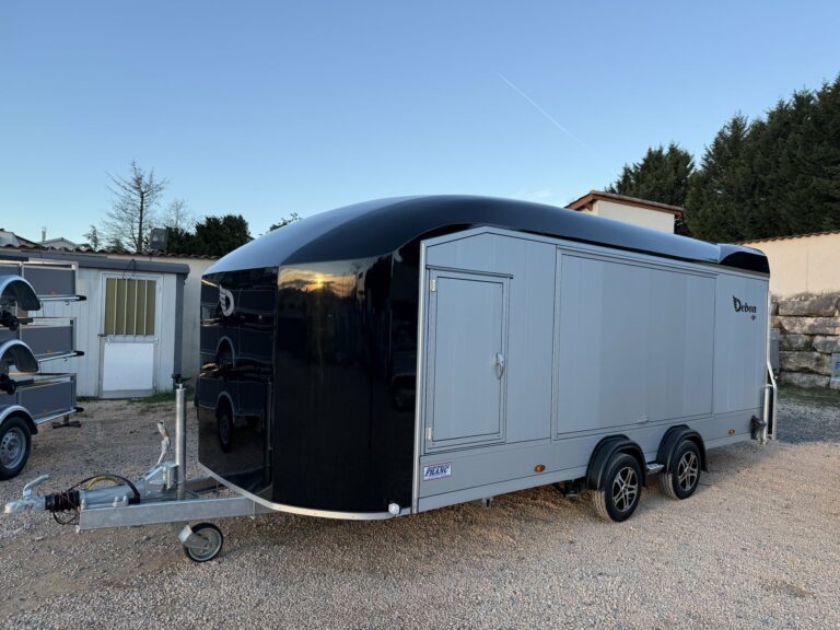 Remorque porte-voiture fermée Debon Roadster 2000 – Remorques Franc Lyon